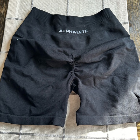 Alphalete Pants - Biker shorts